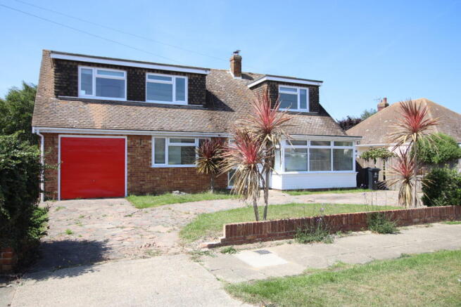 First Avenue, Clacton on Sea