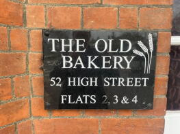 Flat 3, 52 The Old Bakery, High Street, Hitchin SG5 4LD
