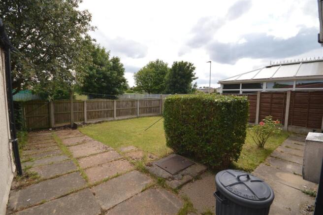 3 bed Semi-Detached for sale Image 12
