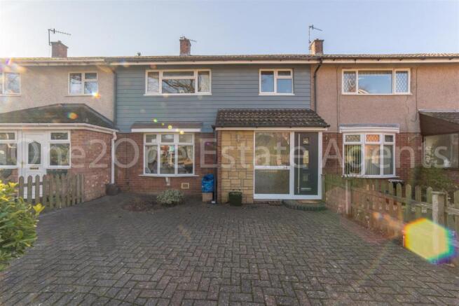 34 Llanyravon Way-18.jpg