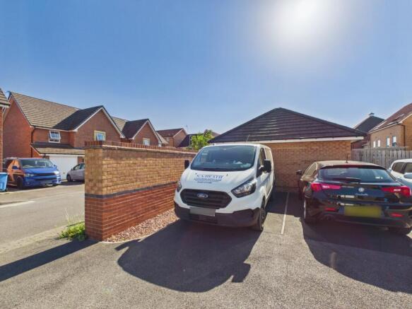 2 bed Terraced for sale Image 12