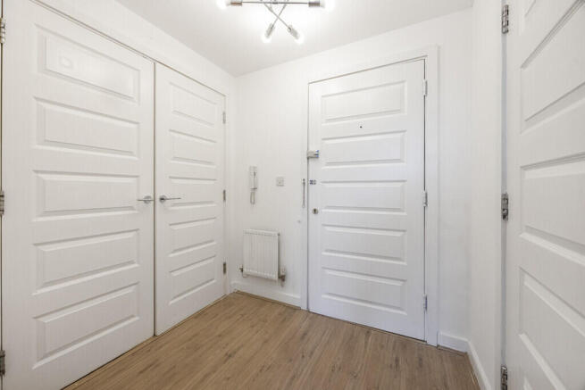 27 Gateway Court ...
