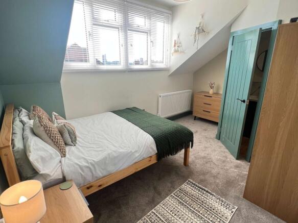 Room 4.jpg