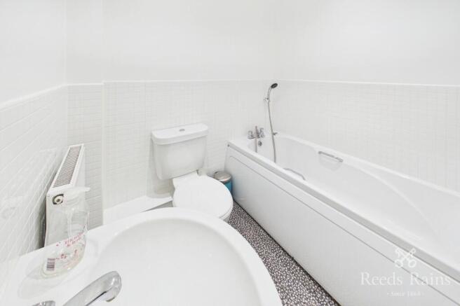 3 bed Terraced for sale Image 7