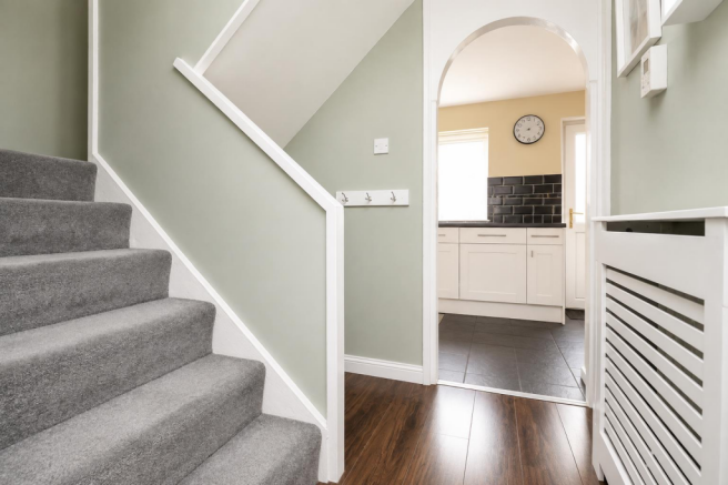 3 bed Terraced for sale Image 9