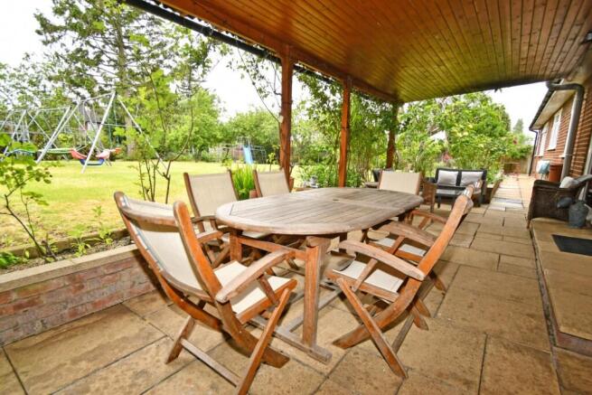 Outdoor Entertaining
