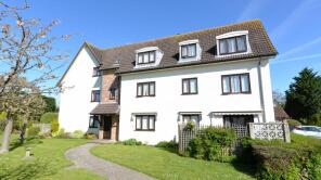 29, Rothbury Park, New Milton BH25 6TR