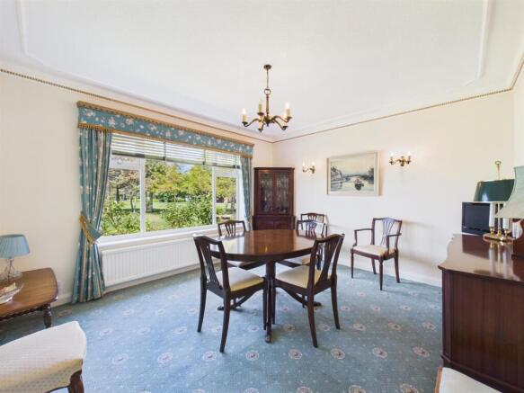 4 bed Detached Bungalow for sale Image 8