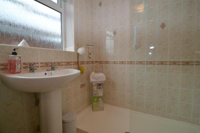shower1.JPG