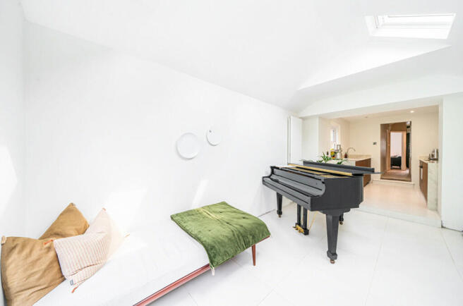 Breakfast Room