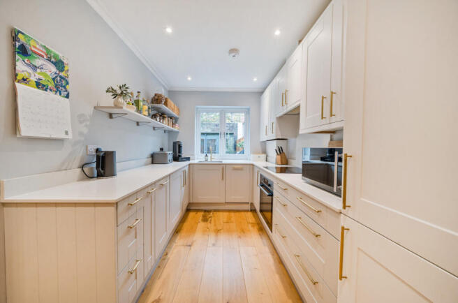 1356829-11-68dfb7...