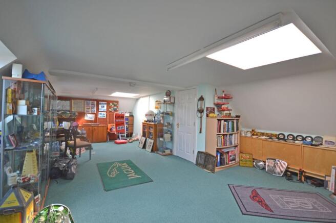 Loft room 