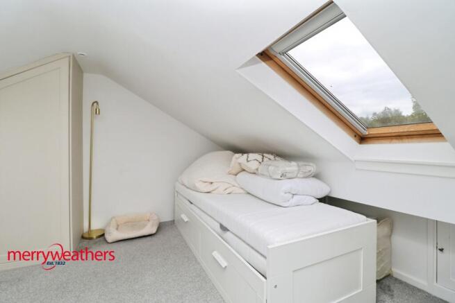 3 bed Semi-Detached for sale Image 11