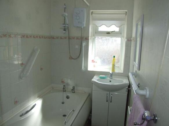 Photo 11