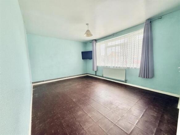 Nelonde Drive, Wymondham photo 4