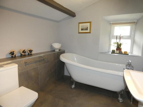 3 bed Cottage for sale Image 7