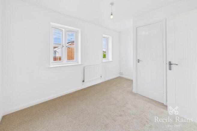 2 bed Semi-Detached for sale Image 10