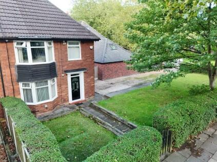 Hunts Cross Avenue, Hunts Cross, L25