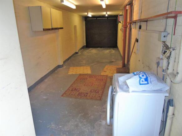 Garage.JPG