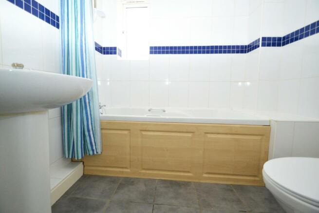Bathroom.JPG