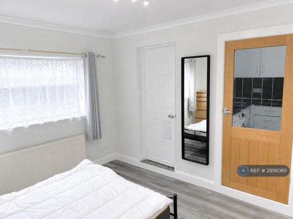 Large Self Contained Studio