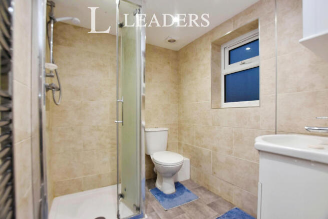 15e76648-shower 20ro
