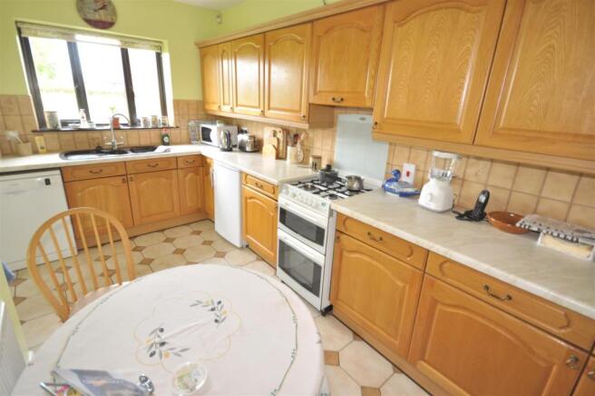 BREAKFAST KITCHEN