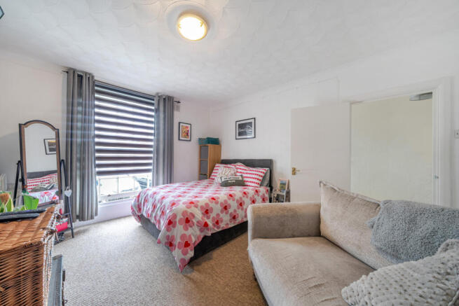 Pier Road, Northfleet, Gravesend photo 4