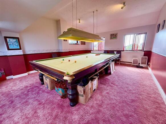 snooker room