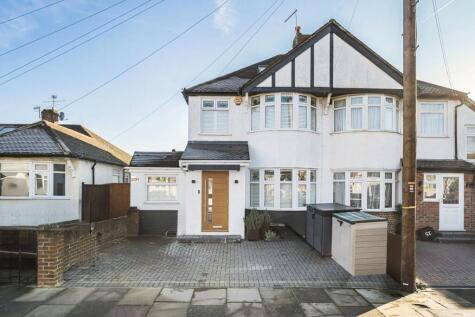 Albemarle Avenue, Twickenham, TW2