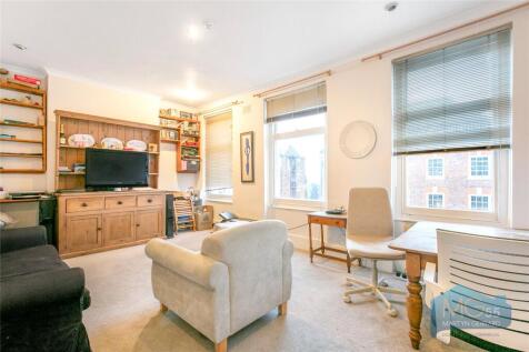 Avenue Mews, Muswell Hill, London, N10