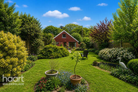 Tunbury Avenue, Chatham
