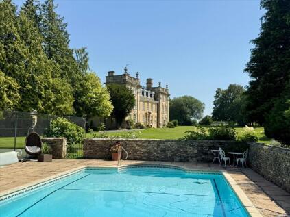 Sandywell Park, Whittington, Cheltenham, Gloucestershire, GL54