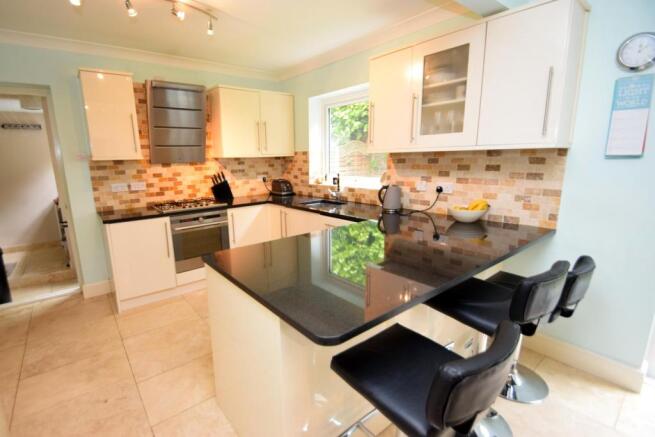 Kitchen Alt