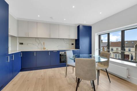 Cowdrey Road, London, SW19