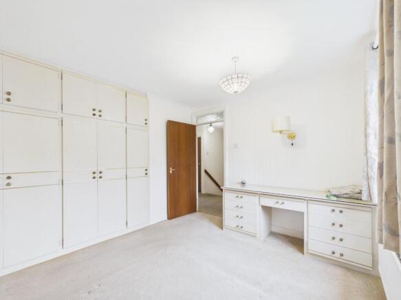 2 bed Flat for sale Image 3