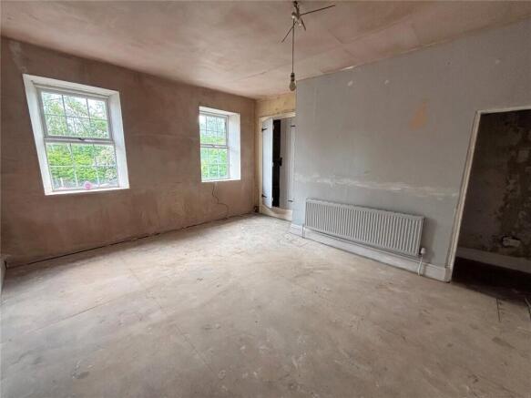 2 bed Semi-Detached for sale Image 6