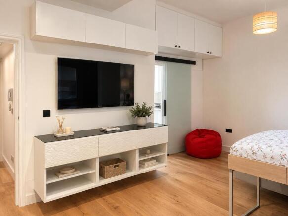 Studio to rent