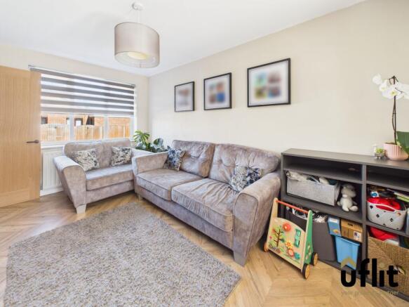 4 bed Link Detached House for sale Image 6
