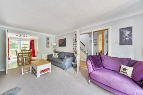 2, Finch Way, Burghfield Common, Reading RG7 3XT