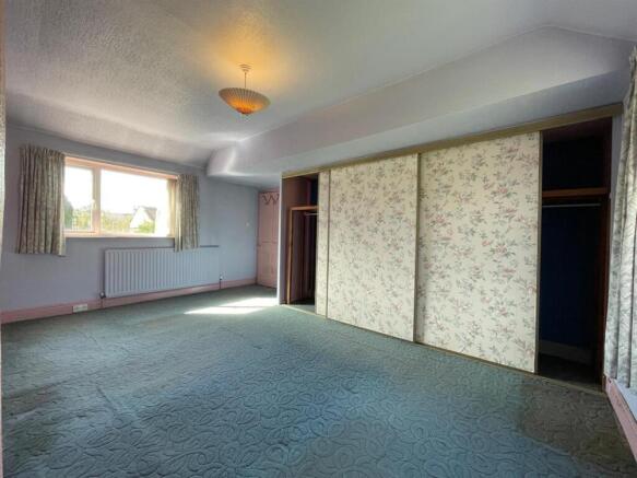 3 bed House for sale Image 8