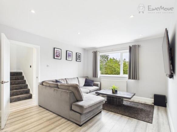 EWEMOVE TIVERTON - ARNOLD CRESCENT