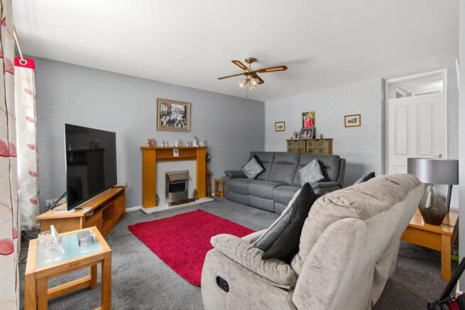 2 bed Semi-Detached Bungalow for sale Image 10