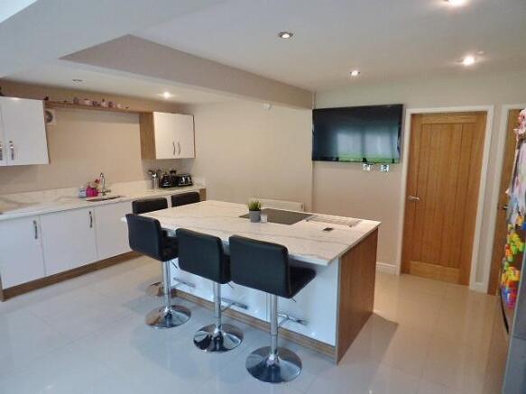 Kitchen 2