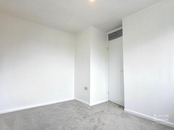 3 bed Link Detached House for sale Image 11
