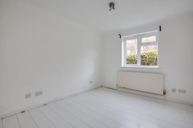 6 Kingfisher House, Dedmere Road, SL7 1PG-2