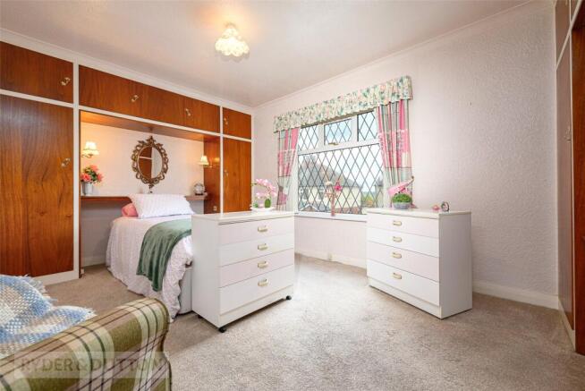 3 bed Semi-Detached for sale Image 10