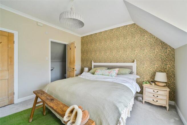 3 bed Semi-Detached for sale Image 11