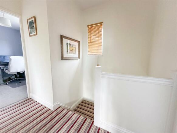 FIRST FLOOR LANDING