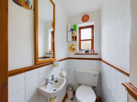3 bed Terraced for sale Image 7